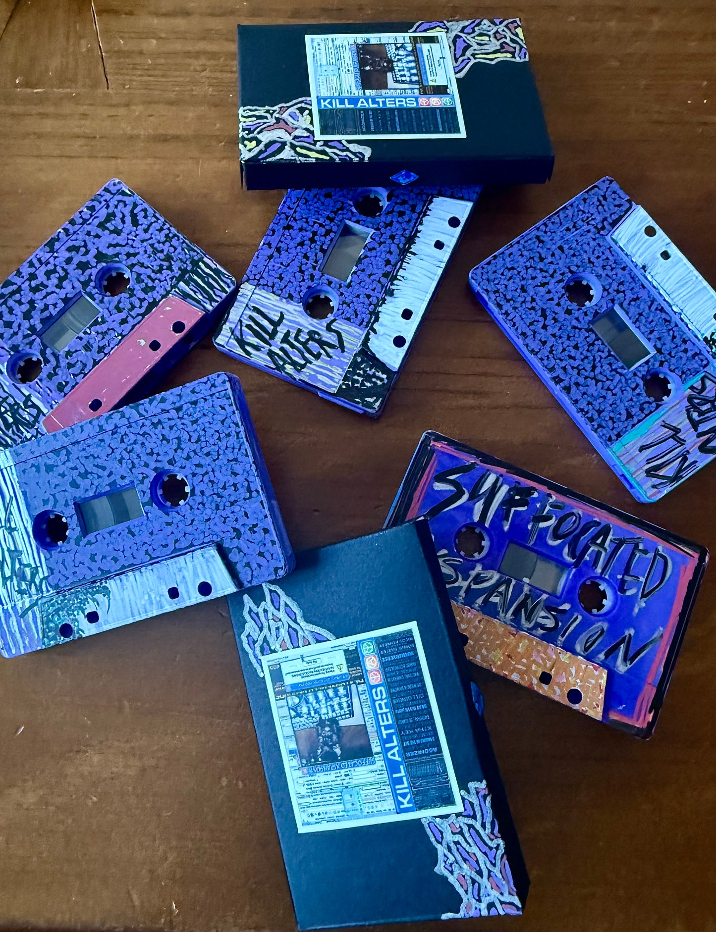 SUFFOCATED XSPANSION / HAND PAINTED CASSETTE