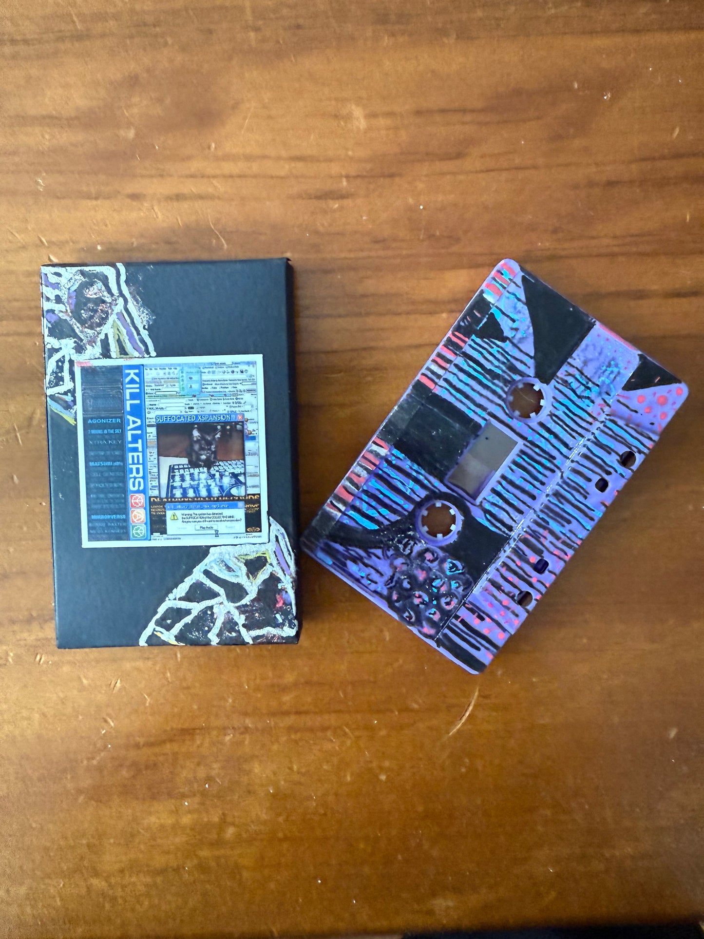 SUFFOCATED XSPANSION / HAND PAINTED CASSETTE